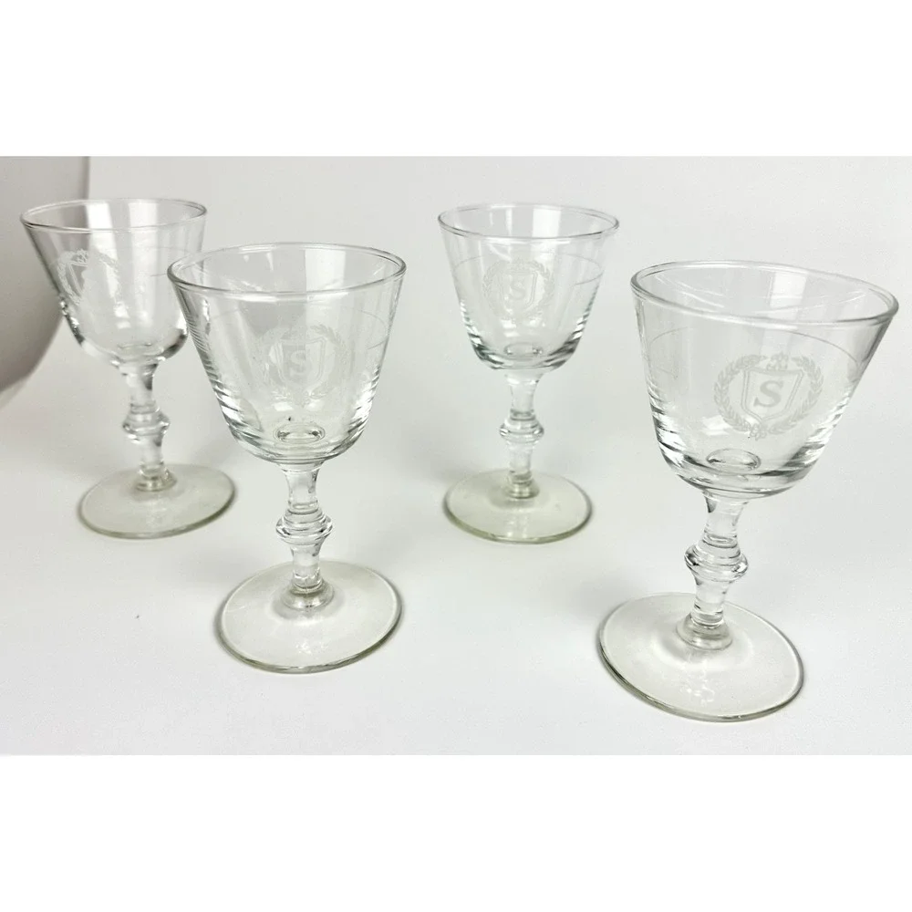 Vtg Cocktail Glasses Set of 4 Engraved With a Crest &